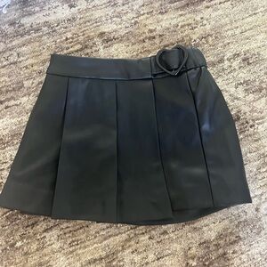 Zara Black Pleated Skirt with Heart Buckle